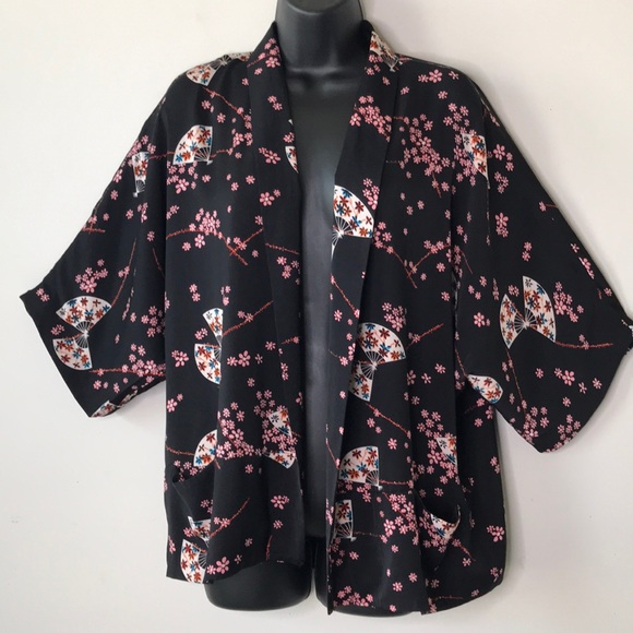 Forever 21 Kimono Jacket - Picture 2 of 11